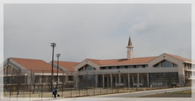 穂高西中学校